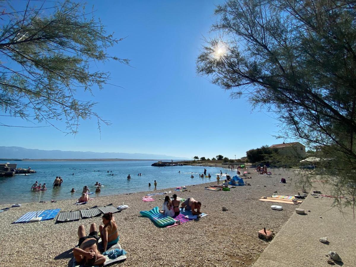 Beachfront Apartment Vir Εξωτερικό φωτογραφία