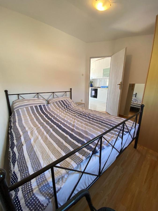 Beachfront Apartment Vir Εξωτερικό φωτογραφία